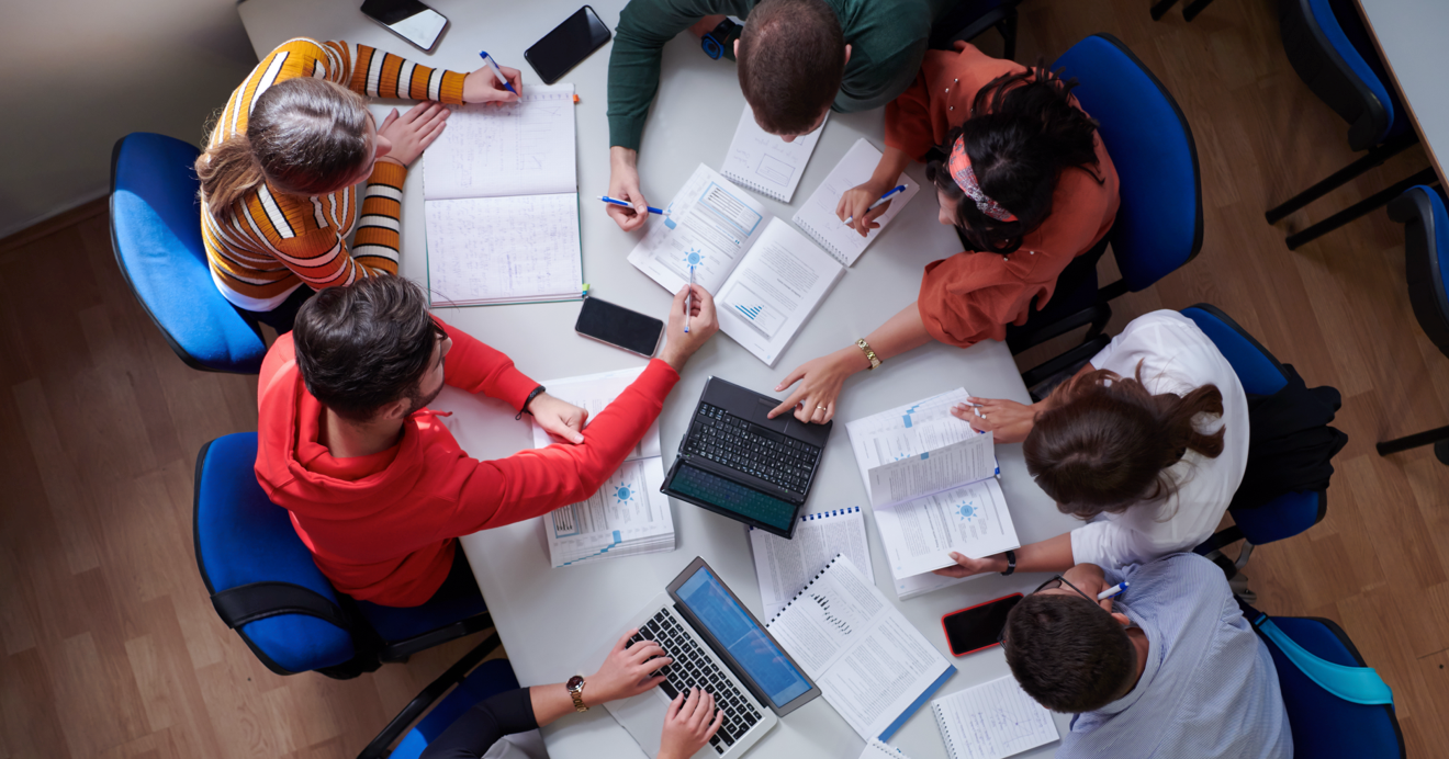 La frontière de l'IA : opportunités et défis pour l'enseignement supérieur thumbnail
