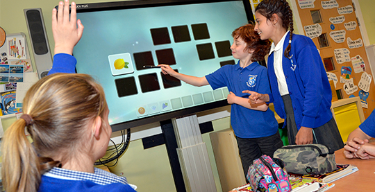 Clevertouch accoglie con favore la nuova strategia Education Technology thumbnail