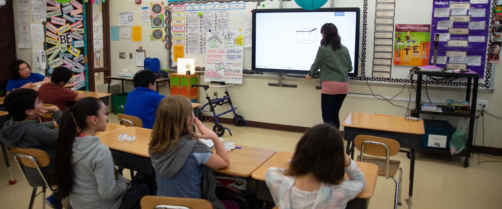 Joliet 86 School District Illinois Clevertouch Technologies USA