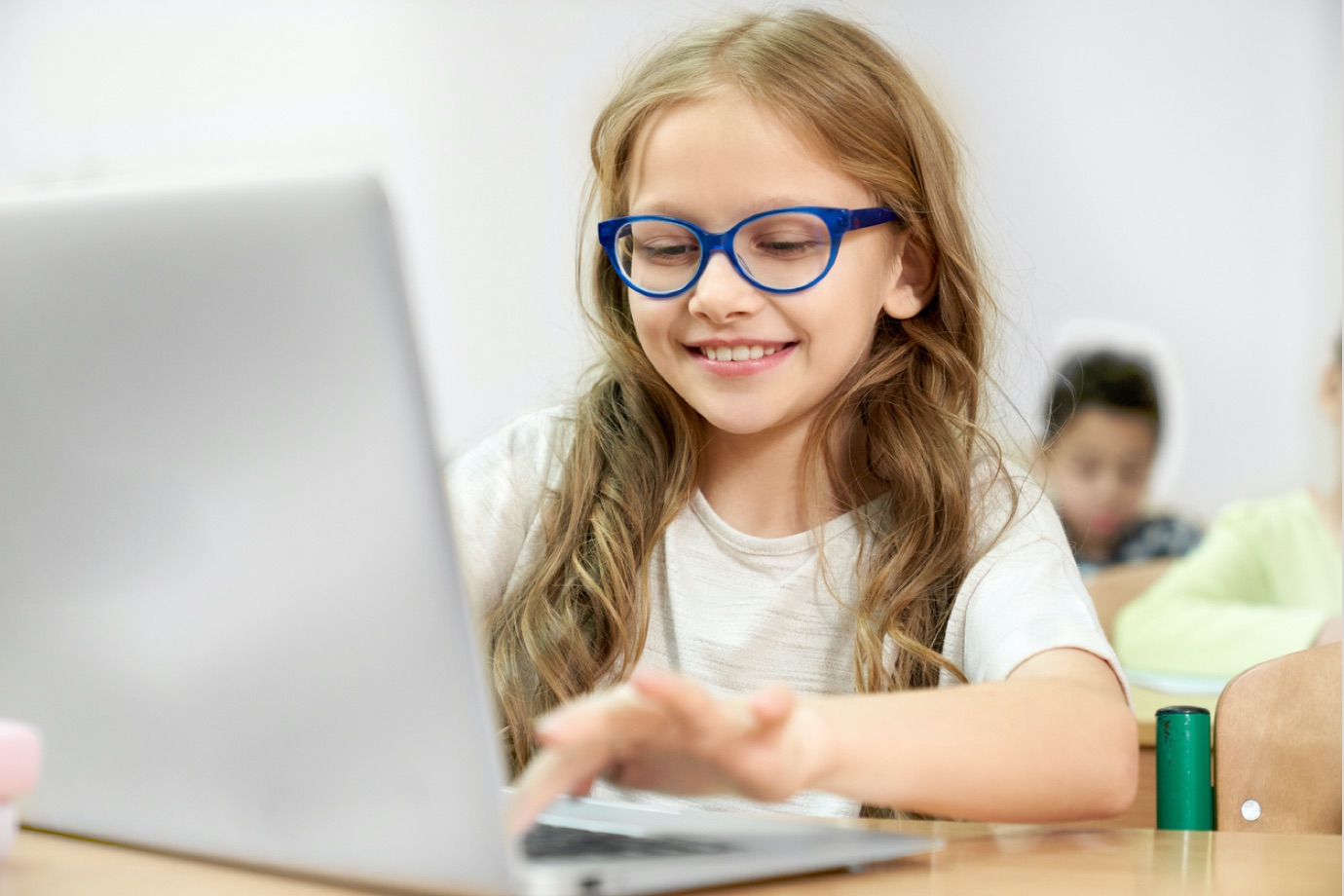 distance-learning/freedom_to_work_and_learn_x2